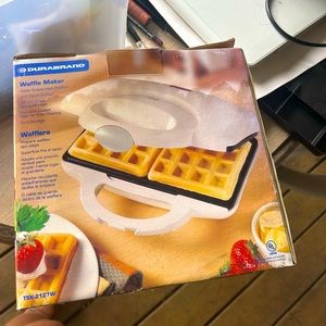 Brand new waffle maker :)